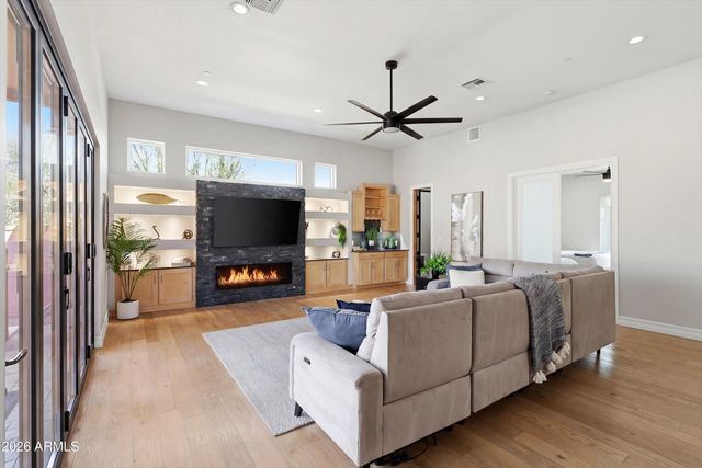 10228 N NICKLAUS Drive, Fountain Hills, AZ 85268