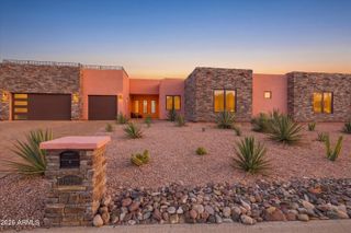 10228 N NICKLAUS Drive, Fountain Hills, AZ 85268
