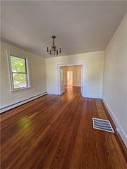 58 Roanoke Street 2, Providence, RI 02908