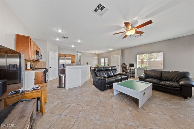 9068 Bushy Tail Avenue 103, Las Vegas, NV 89149