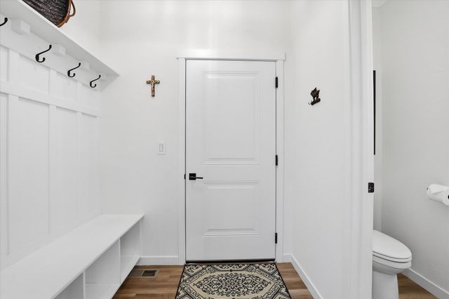 252 S Legacy Ridge Dr, Liberty Lake, WA 99019