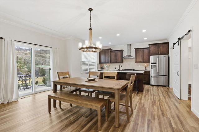 252 S Legacy Ridge Dr, Liberty Lake, WA 99019