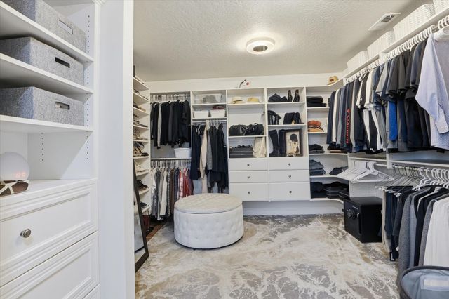 252 S Legacy Ridge Dr, Liberty Lake, WA 99019