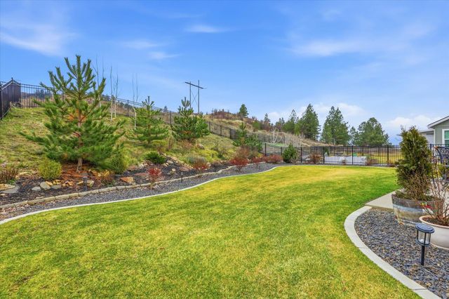 252 S Legacy Ridge Dr, Liberty Lake, WA 99019