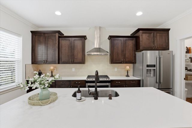 252 S Legacy Ridge Dr, Liberty Lake, WA 99019