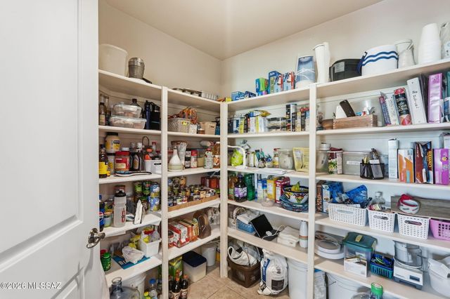 5680 W Triangle X Place, Tucson, AZ 85713