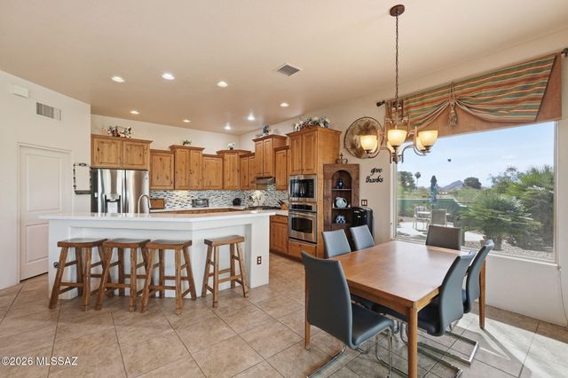 5680 W Triangle X Place, Tucson, AZ 85713