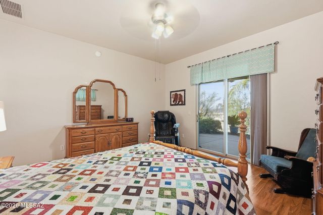 5680 W Triangle X Place, Tucson, AZ 85713