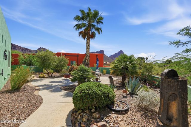 5680 W Triangle X Place, Tucson, AZ 85713