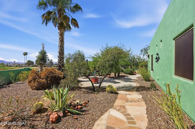 5680 W Triangle X Place, Tucson, AZ 85713