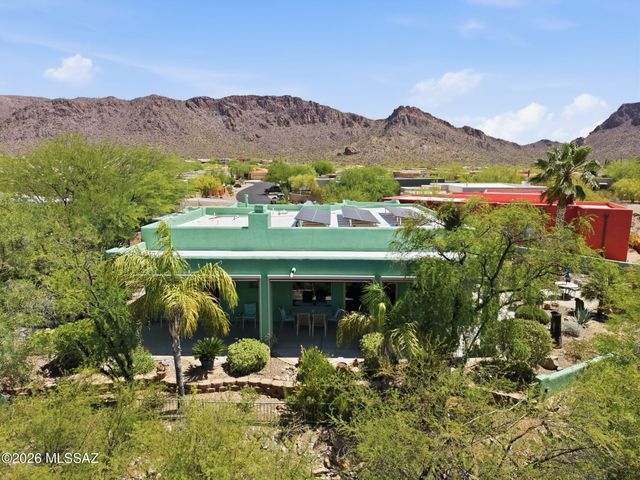 5680 W Triangle X Place, Tucson, AZ 85713