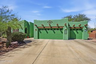 5680 W Triangle X Place, Tucson, AZ 85713