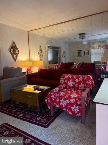 219 S ALBEMARLE ST, York, PA 17403