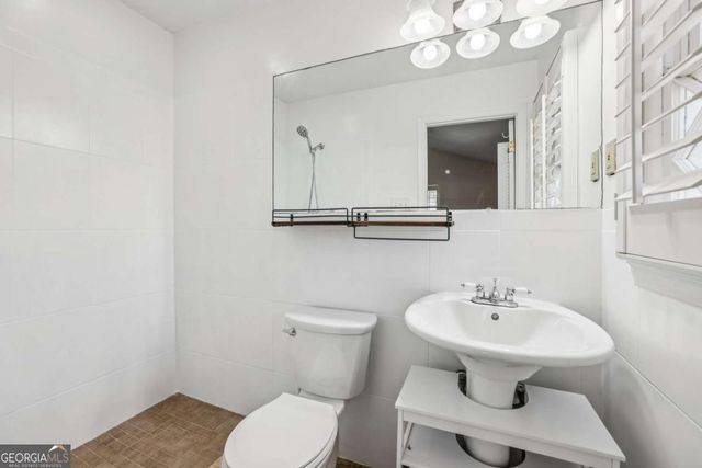 6555 Williamson Drive, Atlanta, GA 30328