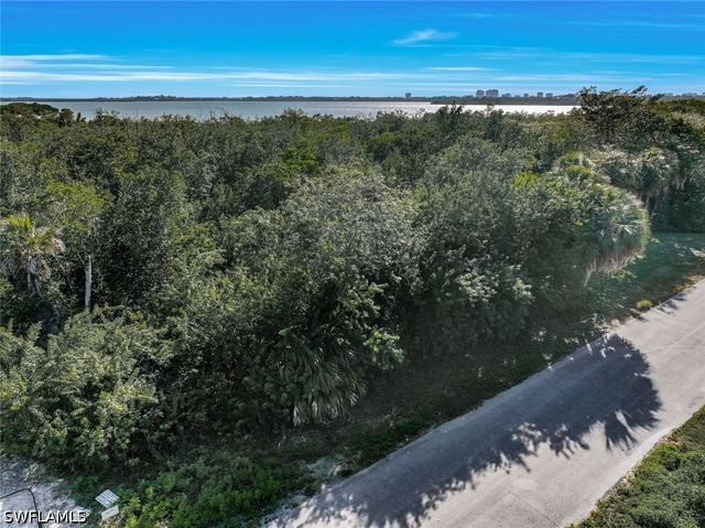2031 Sheffield AVE, Marco Island, FL 34145