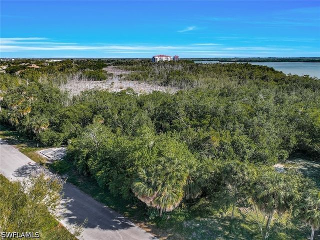 2031 Sheffield AVE, Marco Island, FL 34145