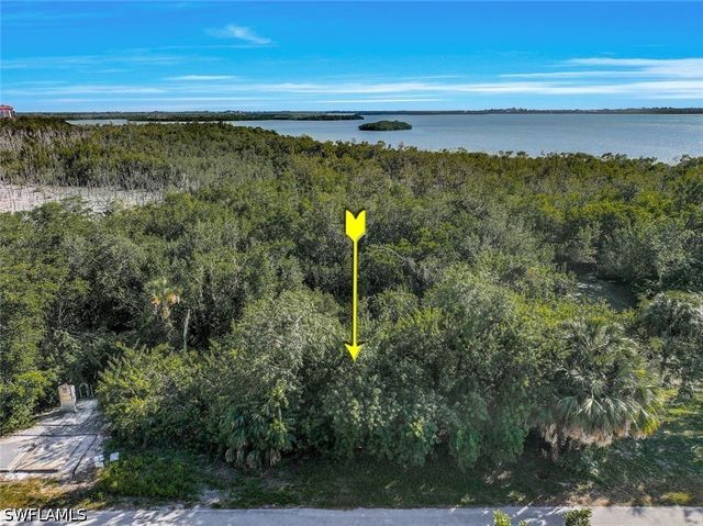 2031 Sheffield AVE, Marco Island, FL 34145