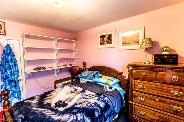 107 37th Street, Vienna, WV 26105