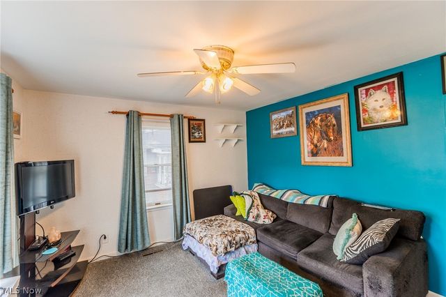 107 37th Street, Vienna, WV 26105