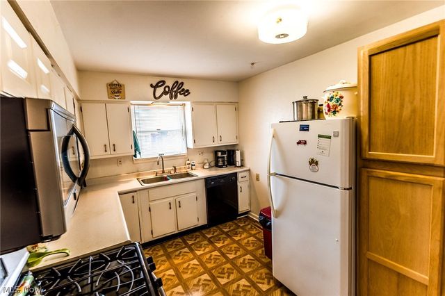 107 37th Street, Vienna, WV 26105