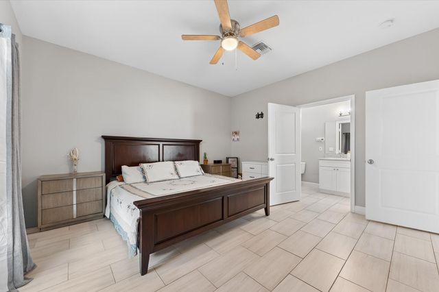 525 NW 12th Avenue, Boynton Beach, FL 33435