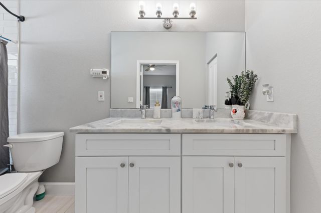 525 NW 12th Avenue, Boynton Beach, FL 33435