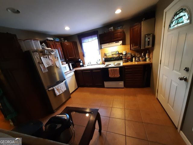 518 Eden Circle, Cleveland, GA 30528