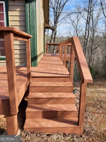 518 Eden Circle, Cleveland, GA 30528