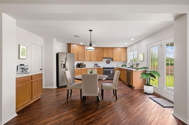 521 Boone Valley DR, Round Rock, TX 78664