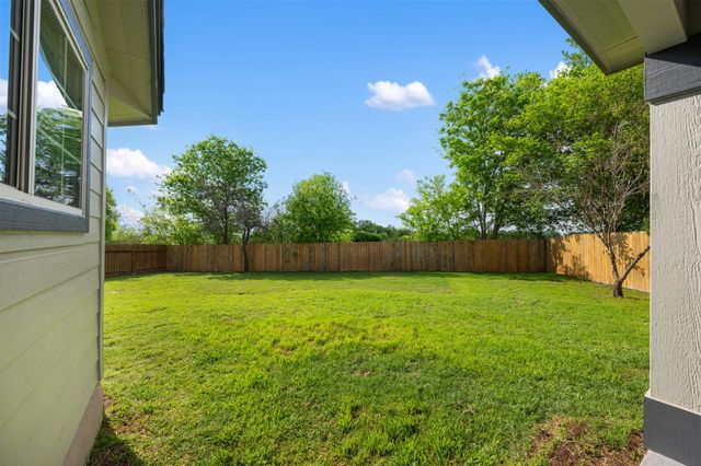 521 Boone Valley DR, Round Rock, TX 78664