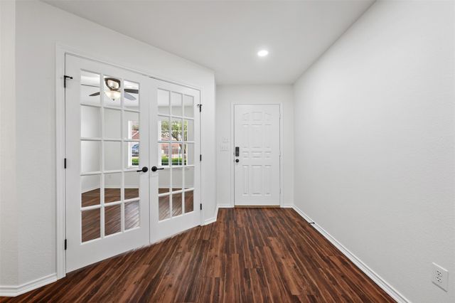 521 Boone Valley DR, Round Rock, TX 78664