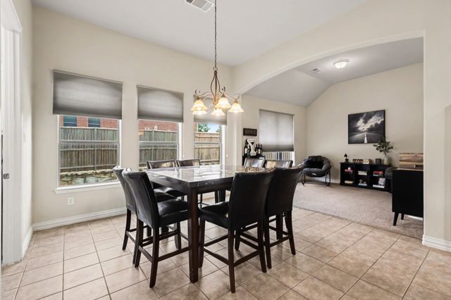393 Bayhill Drive, Sunnyvale, TX 75182