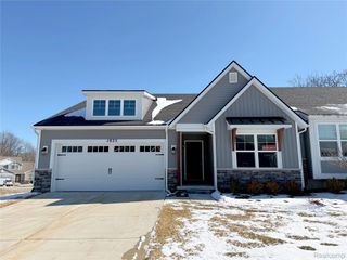1025 CAMELLIA Circle 41, Marion Twp, MI 48843