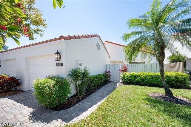 551 Beachwalk CIR, Naples, FL 34108
