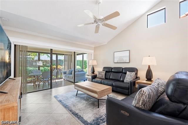 551 Beachwalk CIR, Naples, FL 34108