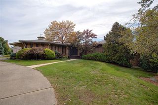 1116 Lakeside Drive, Battle Creek, MI 49015