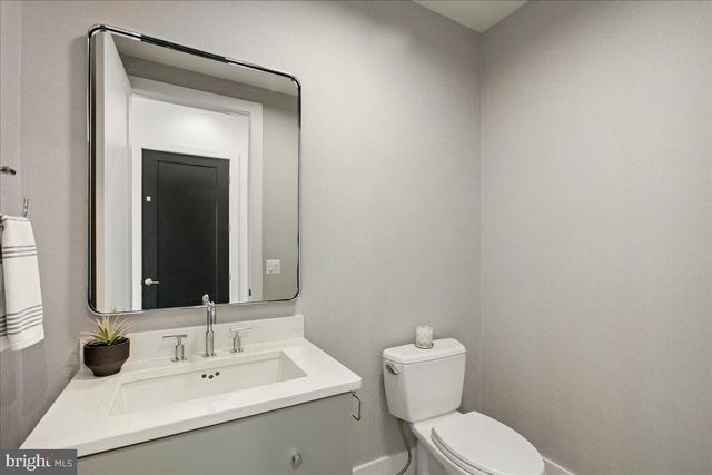 44645 DANVERS TER, Ashburn, VA 20147