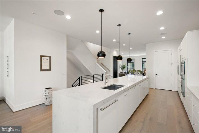 44645 DANVERS TER, Ashburn, VA 20147