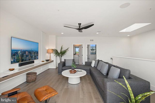 44645 DANVERS TER, Ashburn, VA 20147