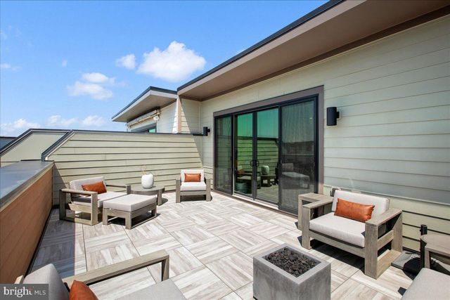 44645 DANVERS TER, Ashburn, VA 20147