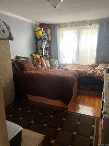 150-15 72nd Road 1D, Flushing, NY 11367