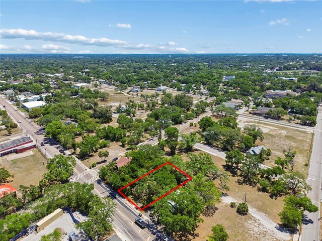 809 N FORT HARRISON AVENUE, Clearwater, FL 33755