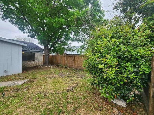 2822 Chariot Lane, Garland, TX 75044