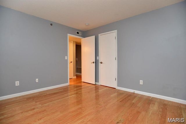 4300 Forder Gardens Place E, St Louis, MO 63129