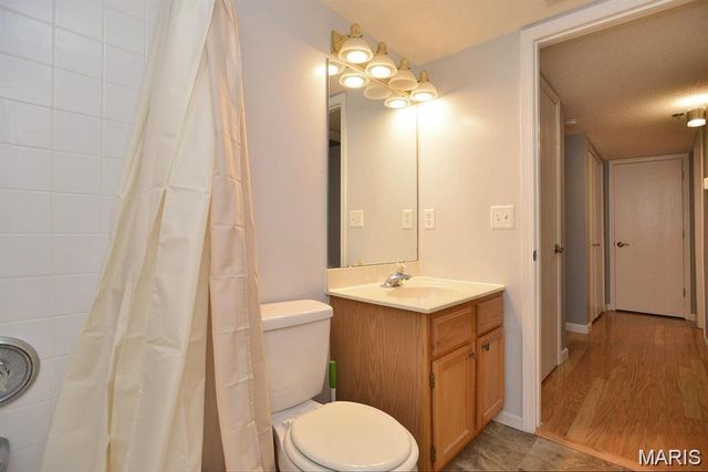 4300 Forder Gardens Place E, St Louis, MO 63129
