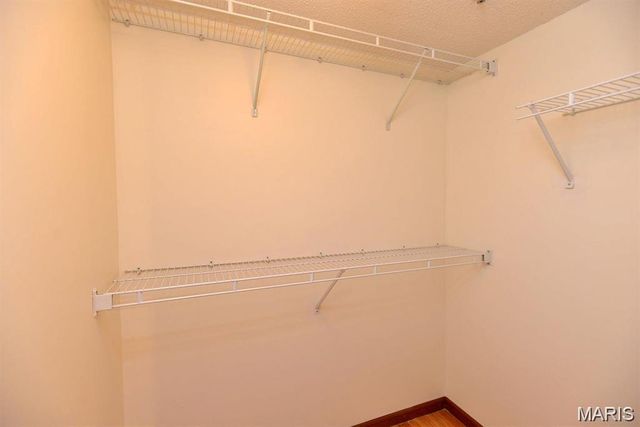4300 Forder Gardens Place E, St Louis, MO 63129