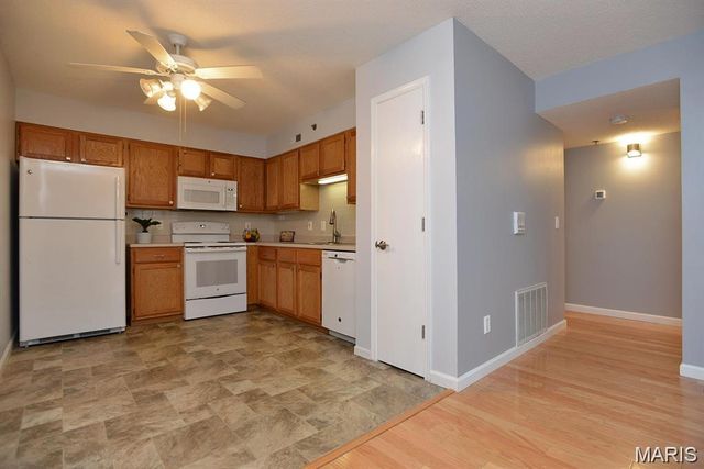 4300 Forder Gardens Place E, St Louis, MO 63129