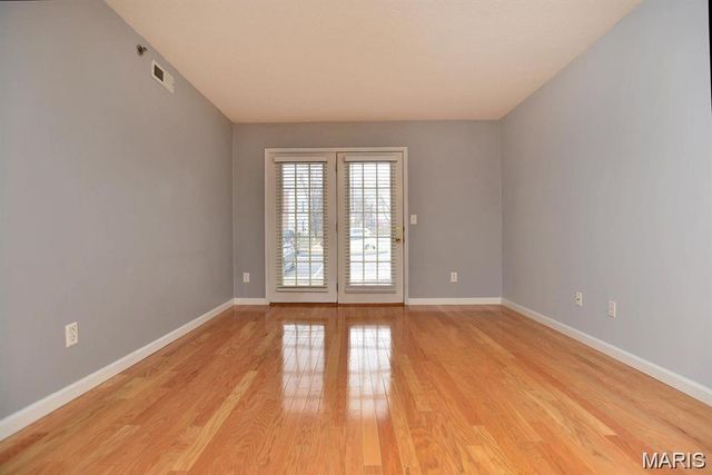 4300 Forder Gardens Place E, St Louis, MO 63129