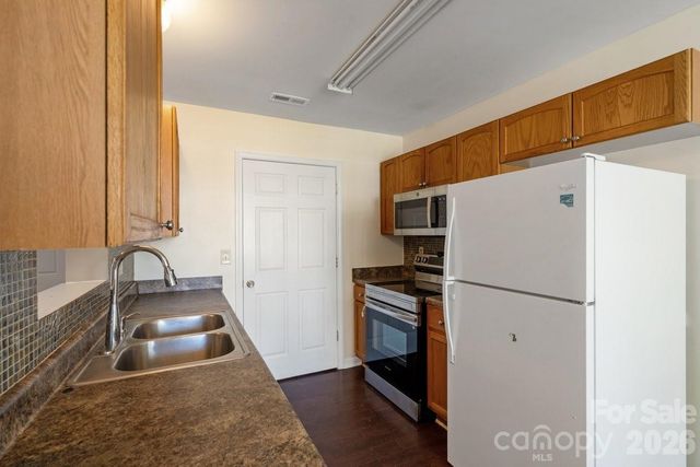 3436 Kelsey Emma Court, Charlotte, NC 28269