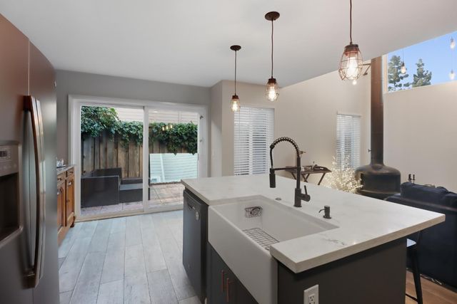 833 S San Tomas Aquino L, Campbell, CA 95008